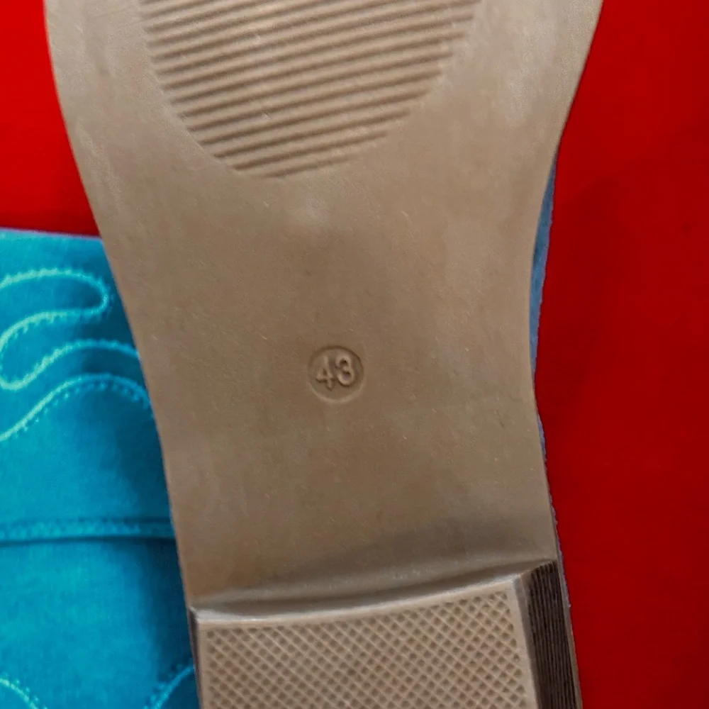 Blue Western Boots - Picture 4 of 11